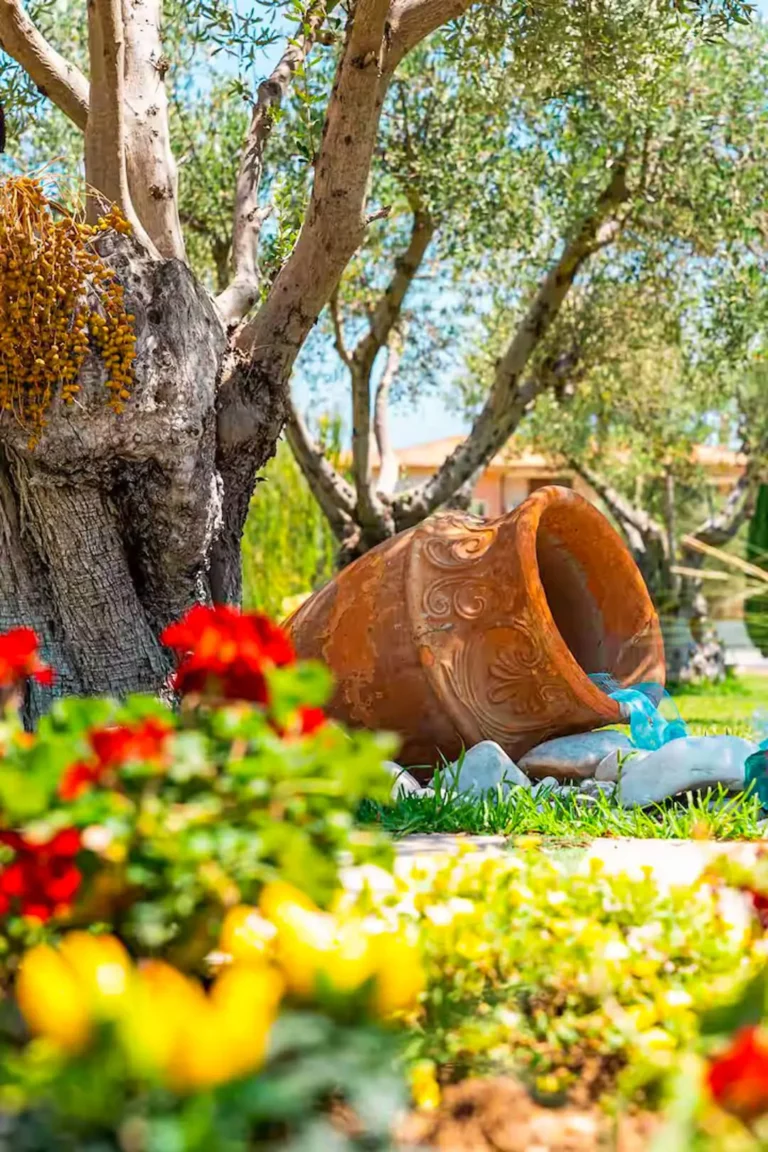 Sea Apartment in a 4 acres garden Patio (7) Sea Apartment in a 4 acres garden